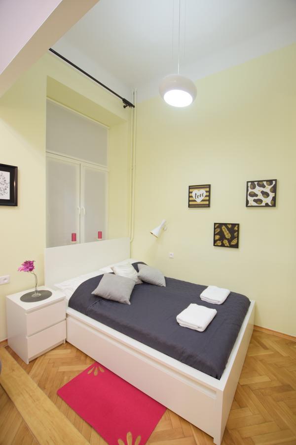 Elegant Apartment Copernicus Varşova Dış mekan fotoğraf