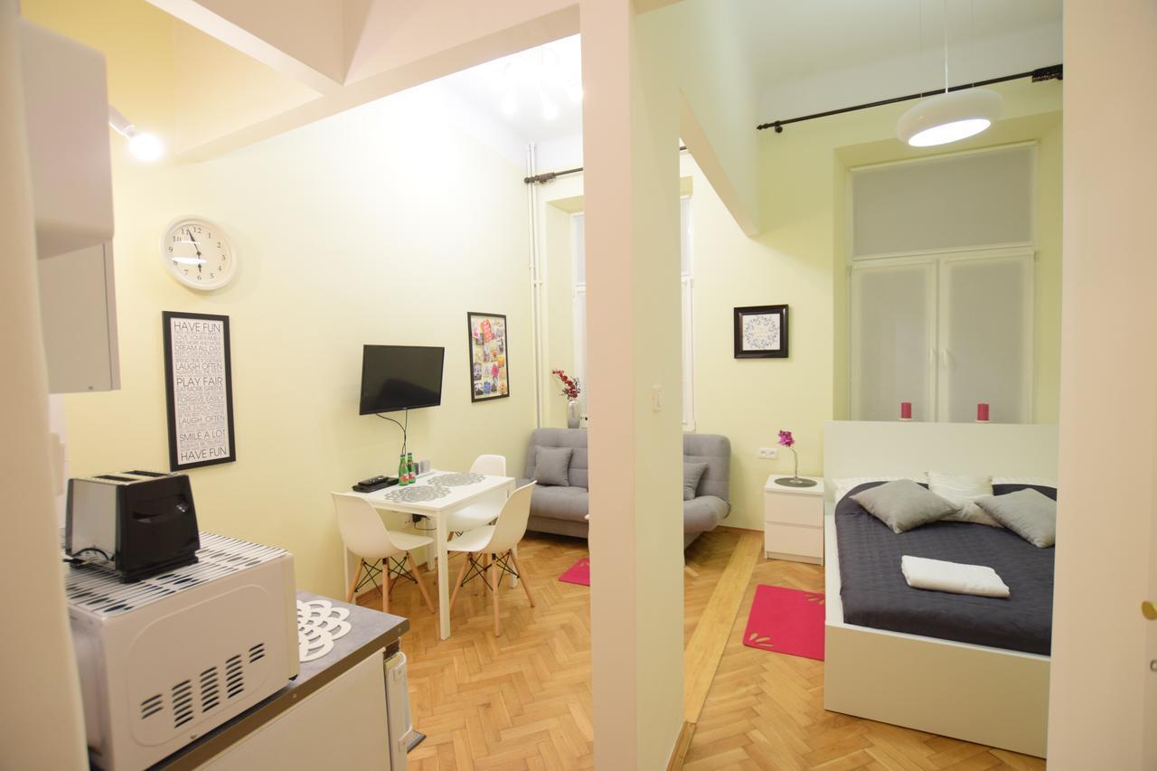 Elegant Apartment Copernicus Varşova Dış mekan fotoğraf