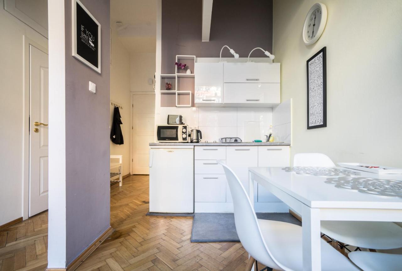 Elegant Apartment Copernicus Varşova Dış mekan fotoğraf