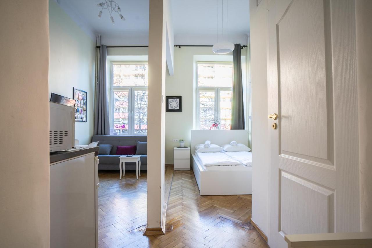 Elegant Apartment Copernicus Varşova Dış mekan fotoğraf