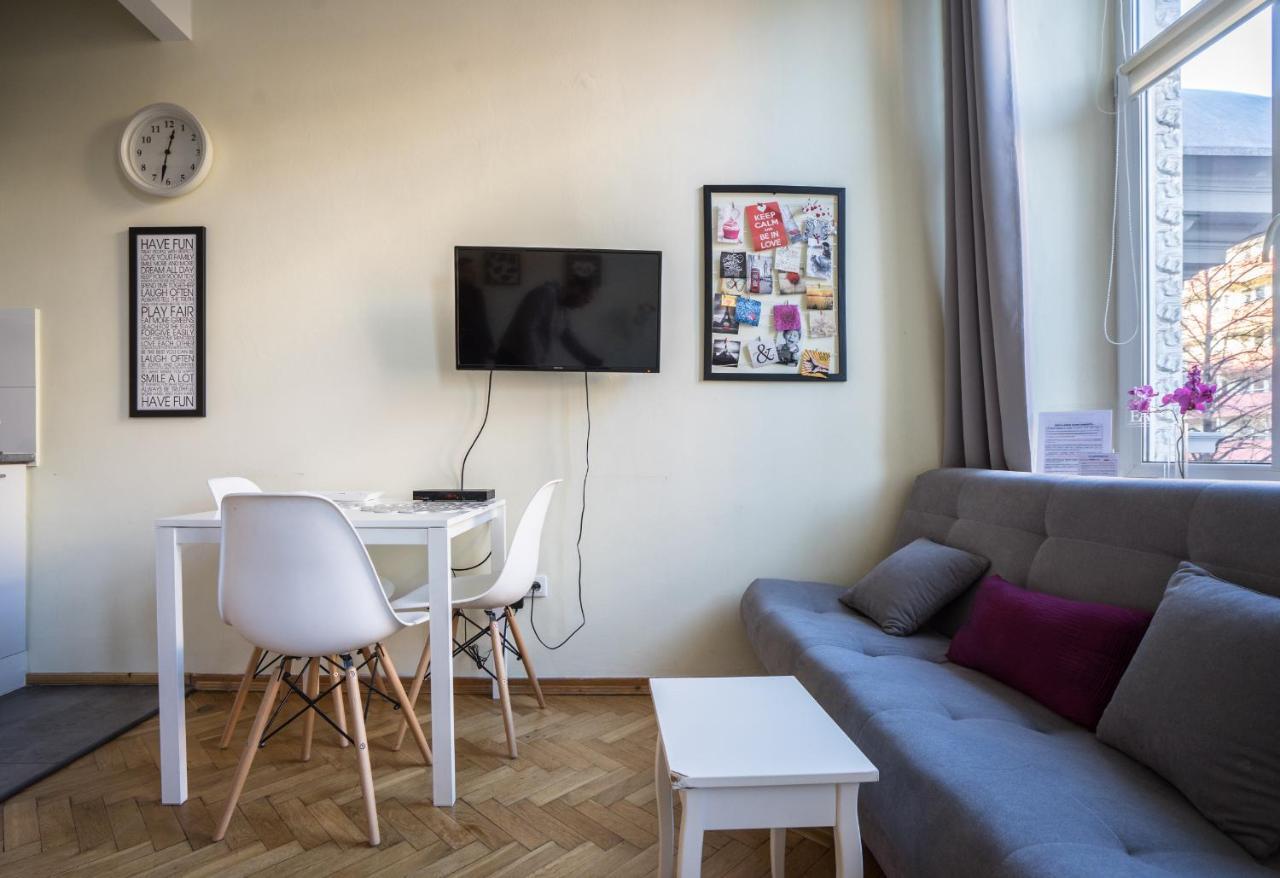 Elegant Apartment Copernicus Varşova Dış mekan fotoğraf